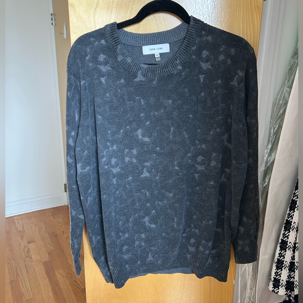John + Jenn sweater. Size M. Excellent condition